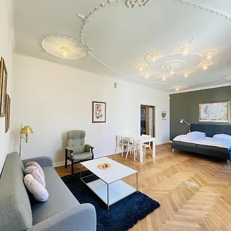 Aday - Center - Luxurious Guest house Frederikshavn